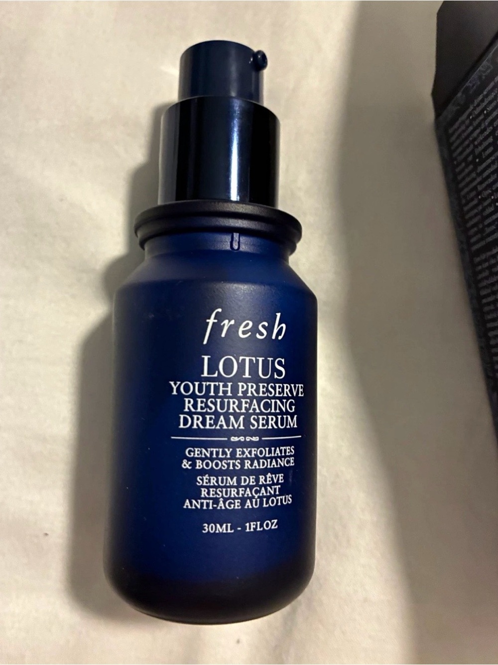 fresh Lotus Youth Preserve Resurfacing Dream Serum - navy blue